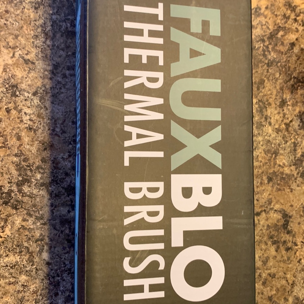COPY - New in box, Calista fauxblo thermal brush